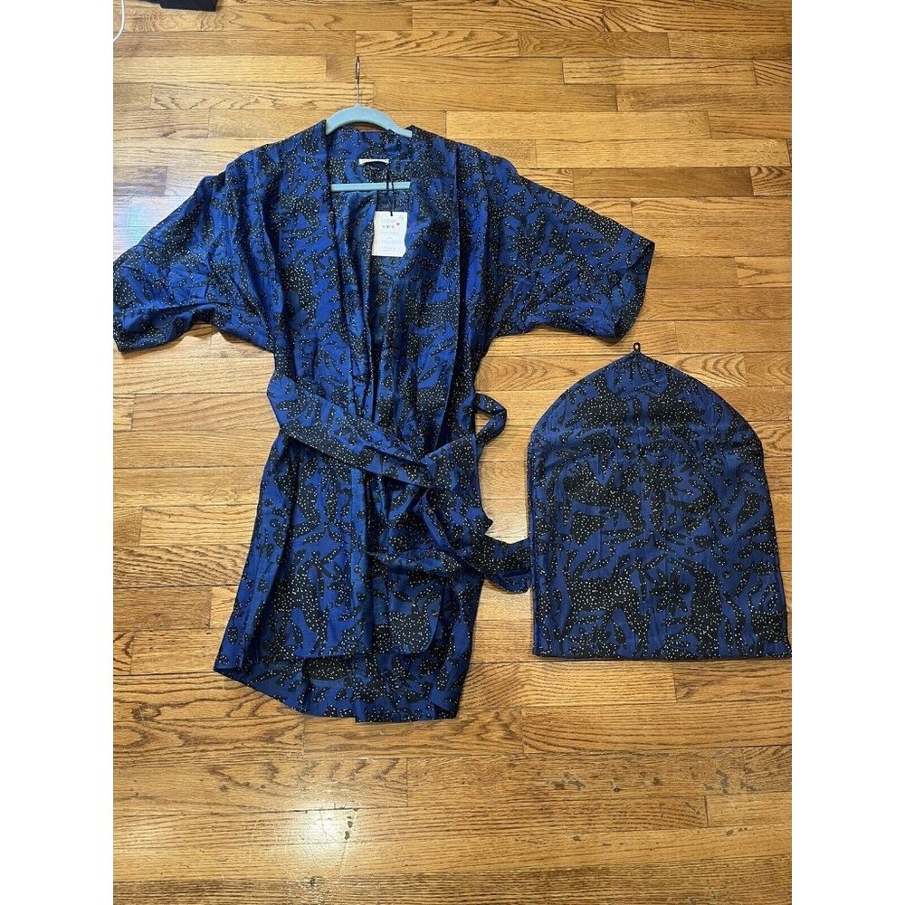 NWT Stevie Howell 35% Silk/65% Cotton Light Sashed Otomi Navy Robe OS w/ Bag